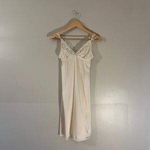 Vintage JCPenney Cream Lace Satin Slip Chemise Bridal Lingerie Layer
